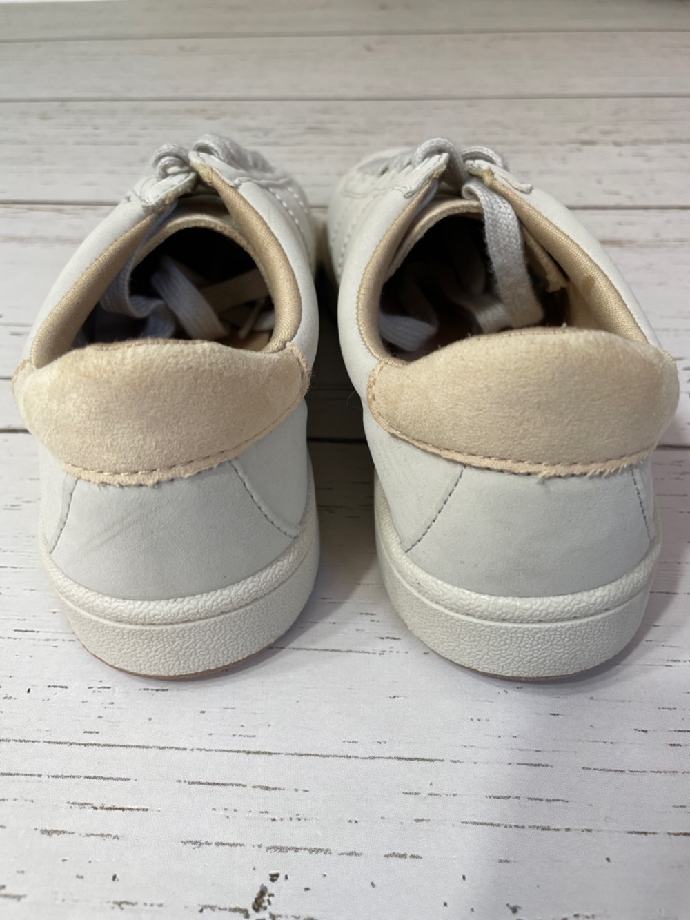 A New Day Light Grey Blaire Sneakers with Light Blush Pink Accents, size 9, NWOT - Picture 5 of 13